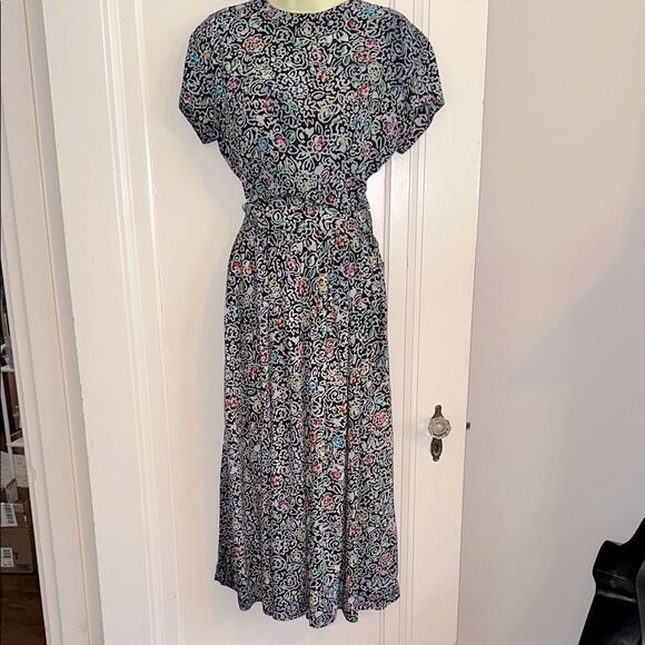 Vintage 80s J.H. Collectible Black & Gray Stylized Floral Patterned Skirt Set - Picture 1 of 8